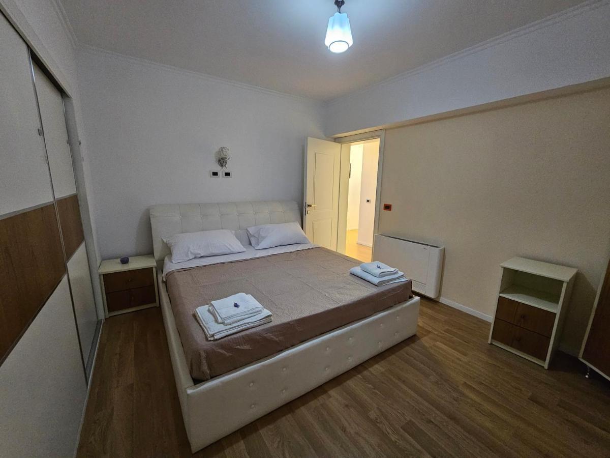 Tirana Central Exclusive Extérieur photo