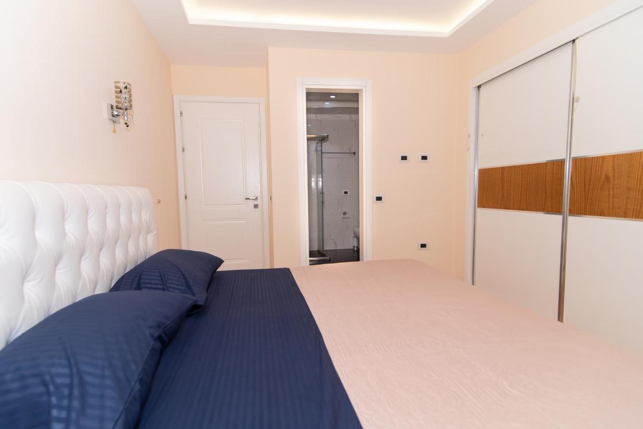 Tirana Central Exclusive Extérieur photo