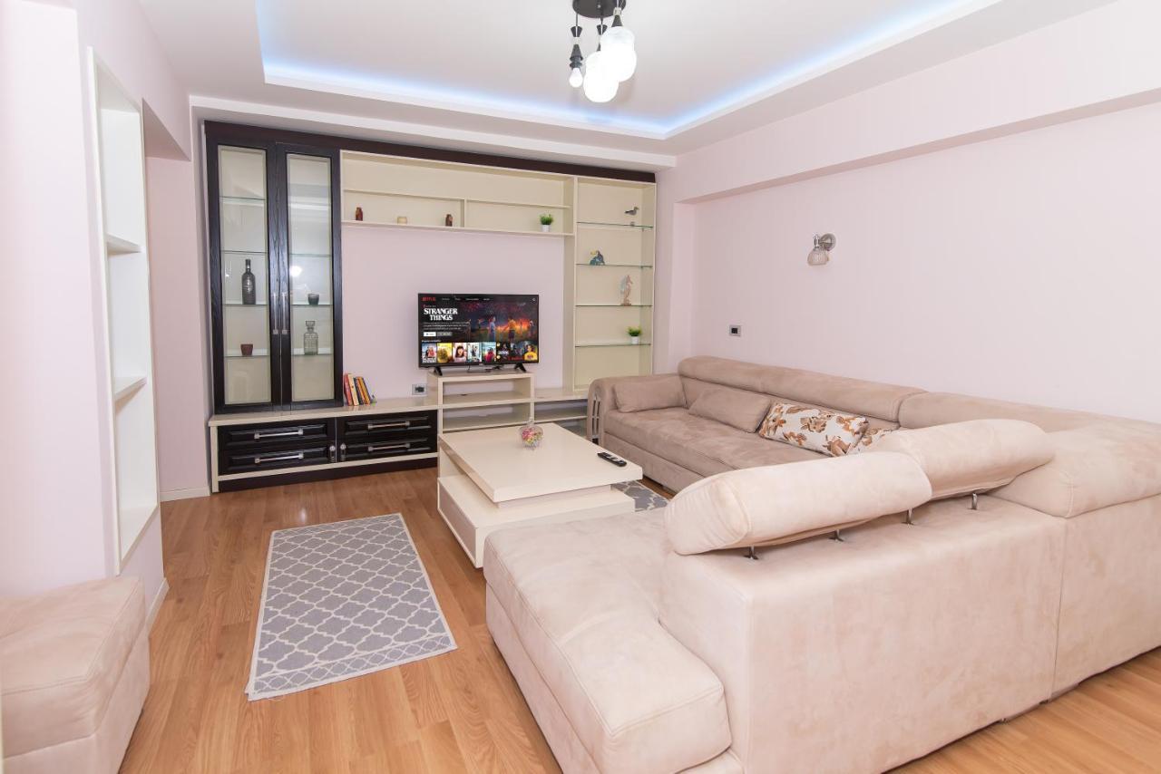 Tirana Central Exclusive Extérieur photo