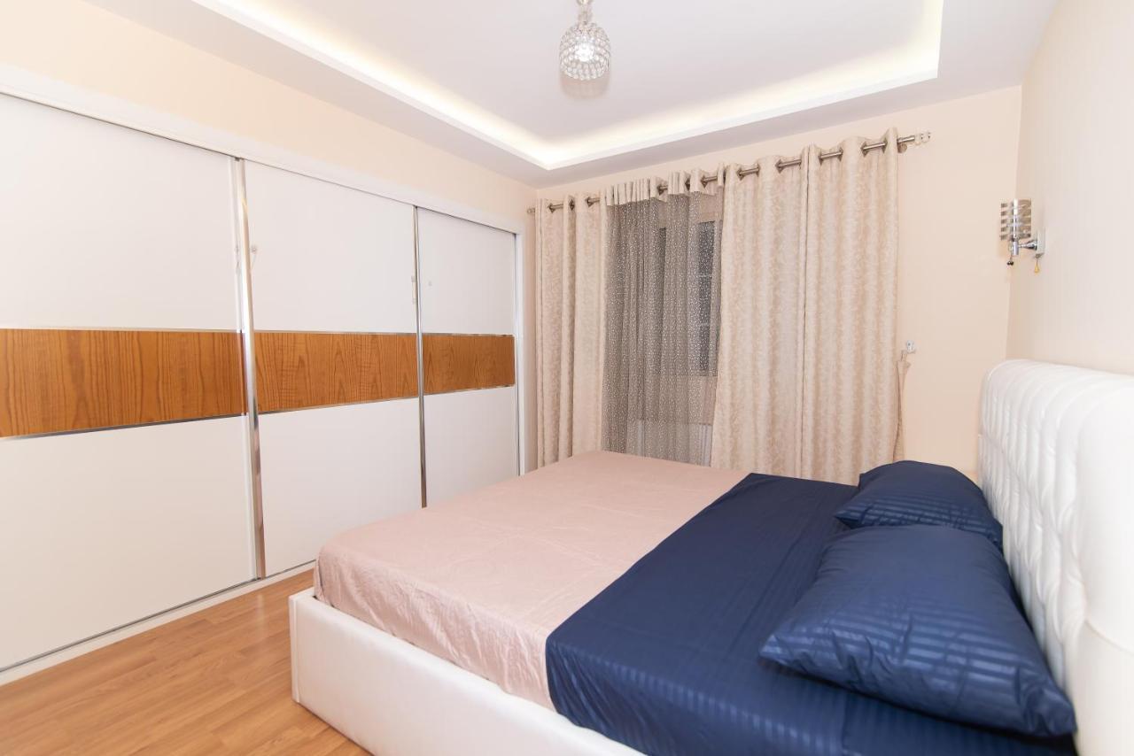 Tirana Central Exclusive Extérieur photo